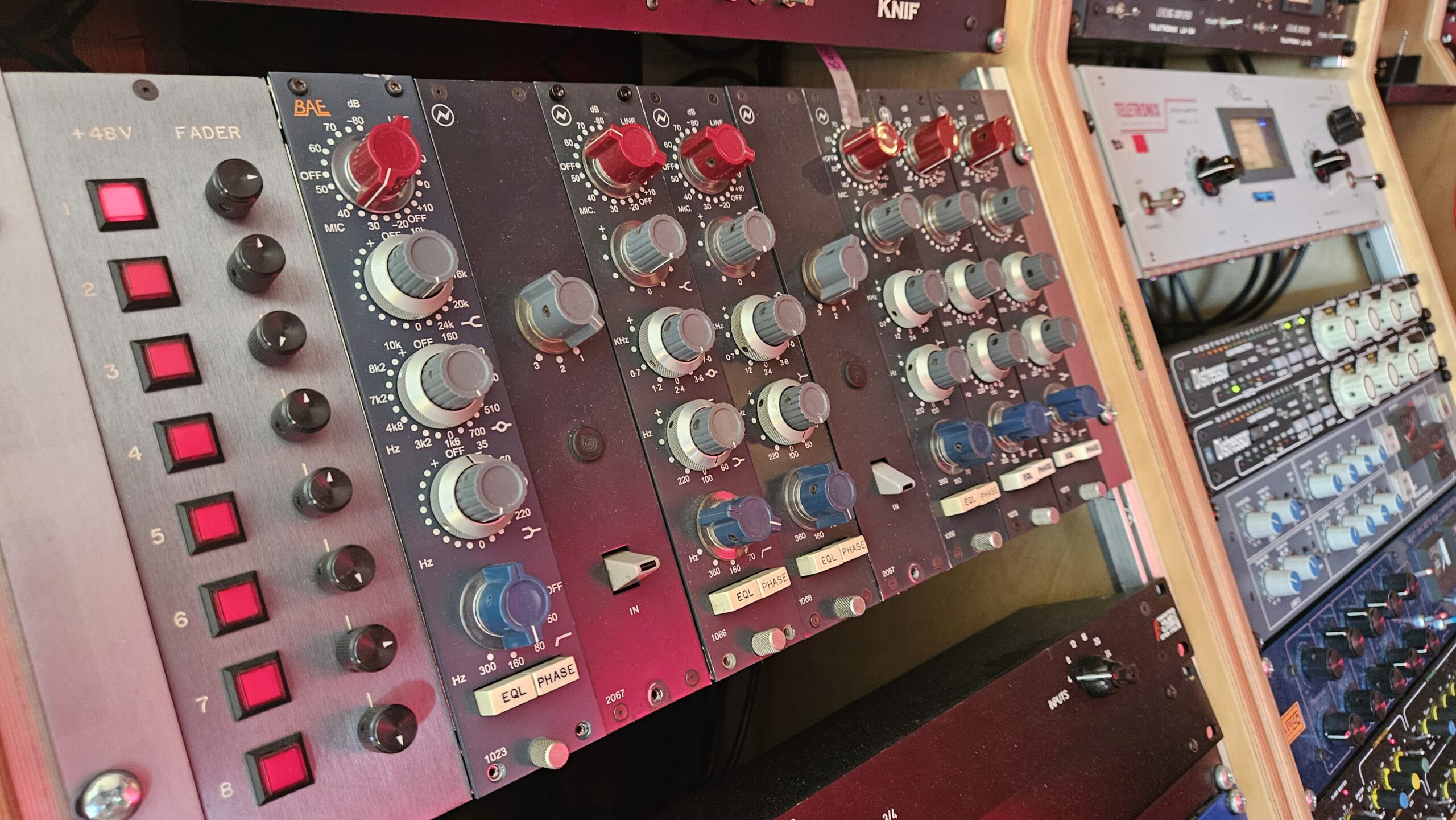 Neve 1073 and 1066